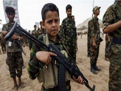 الحوثيون يجبرون قبائل الساحل الغربي على تجنيد الأطفال