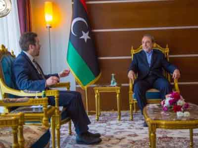 السويحلي يلتقي القائم بأعمال السفارة الإنجليزية لدى ليبيا  