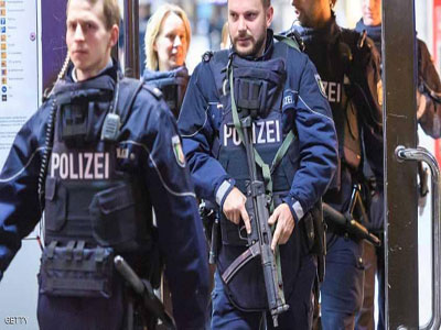 اعتقالات وحملة مداهمات بألمانيا ضد مهربي البشر
