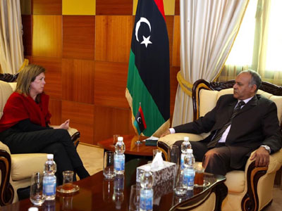 وزير الاقتصاد والصناعة يجتمع مع نائب المبعوث الاممي الى ليبيا 
