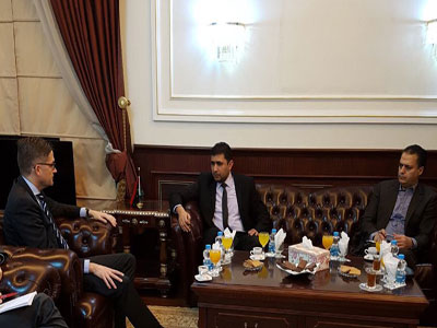 وزير المالية يجتمع مع السفير الألماني لدى ليبيا 