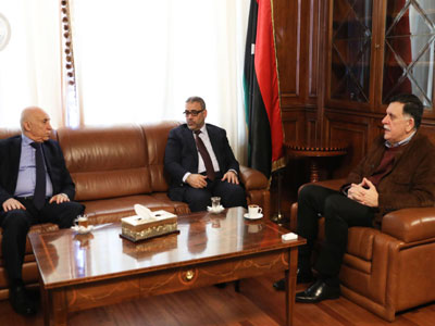 رئيس المجلس الرئاسي يجتمع مع رئيسي المجلس الأعلى للدولة ومجلس النواب 