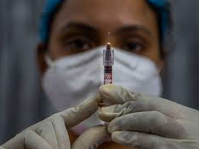 الهند تطلق واحدة من أكبر حملات التطعيم ضد كورونا 
