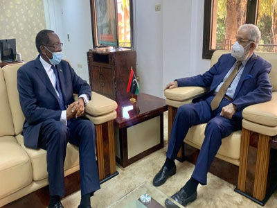 وزير الخارجية يتسلم أوراق اعتماد سفير رواندا الجديد لدى ليبيا