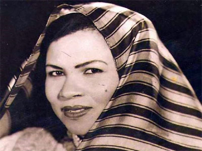 الفنانة الليبية الكبيرة “خديجة إبراهيم الكاديكي” الملقبة بخديجة الفونشة 