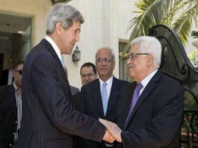 كيري يختتم زيارته عقب لقاء مع الرئيس الفلسطيني 