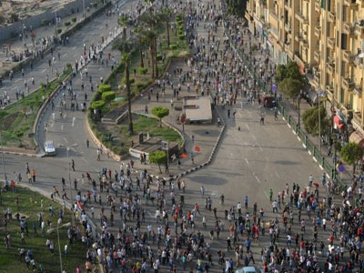 اشتباكات بين مؤيدي ومعارضي مرسي