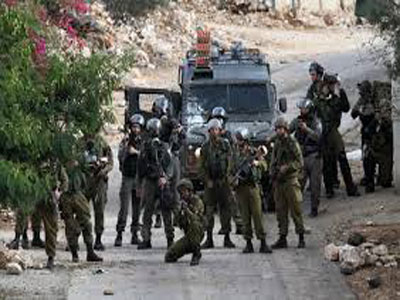 قوات الإحتلال الإسرائيلي تعتقل 17 فلسطينيا 