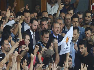 فشل محاولة انقلاب في تركيا وعودة إردوغان