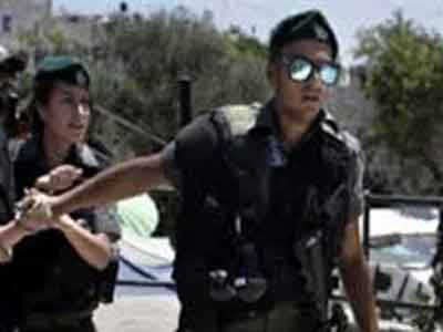 قوات الاحتلال الاسرائيلي تعتقل فتاة فلسطينية