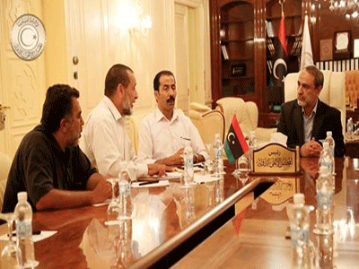 السويحلي يلتقي بأعضاء اتحاد نقابات عمال طرابلس