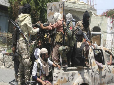 الجيش اليمني يحرر منطقة جنوب تعز ويأسر 25 حوثيا