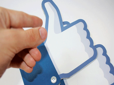 فيس بوك تعلن عن 1.71 مليار