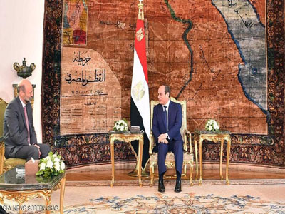 السيسي يبحث مع رئيس الوزراء الأردني تطورات المنطقة