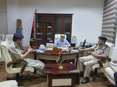 وزير الدولة لشؤون النازحين يجتمع مع مساعد وكيل وزارة الداخلية للشؤون الأمنية 
