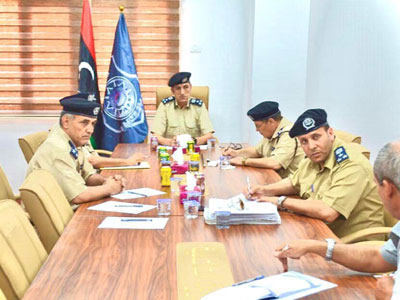 وزارة الداخلية تبحث في اجتماع موسع إعداد الهيكل التنظيمي الموحد لمديريات الأمن ومراكز الشرطة 