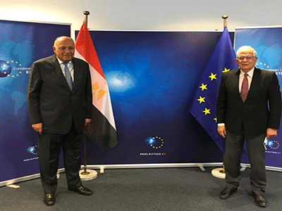 وزير خارجية مصر وجوزيب بوريل يبحثان في بروكسل الازمة الليبية