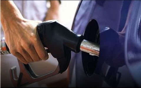 مصر تعلن رفع سعر البنزين ( 95 ) أوكتان إلى ( تسعة جنيهات ) للتر الواحد  