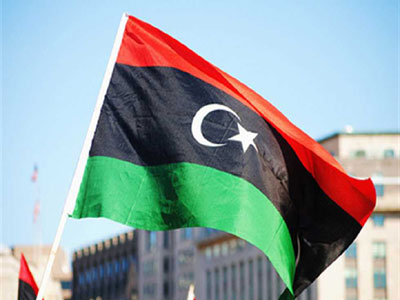 رفع العلم الوطني الليبي في افتتاح دورة الألعاب الأولمبية التي تقام بطوكيو