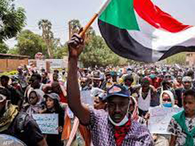 دعوة إلى مظاهرة مليونية غدا في السودان احتجا على استغلال روسيا لموارد البلاد 