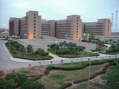 مركز بنغازى الطبي