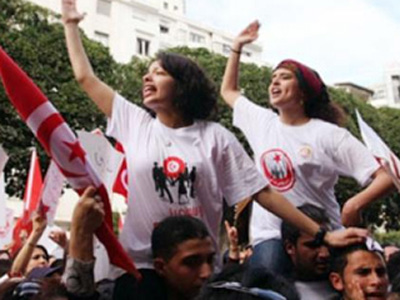تونس ترحّل عضوات أجنبيات 