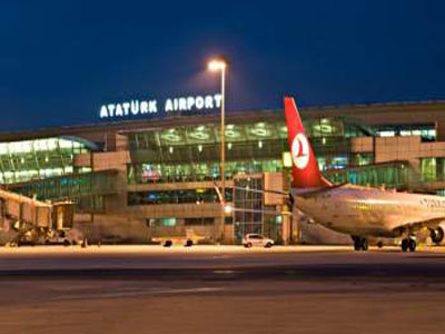 مطار أتاتورك باسطنبول