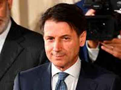 رئيس حكومة إيطاليا يدعو لمواصلة الجهود الأوروبية لتحقيق الاستقرار في ليبيا  