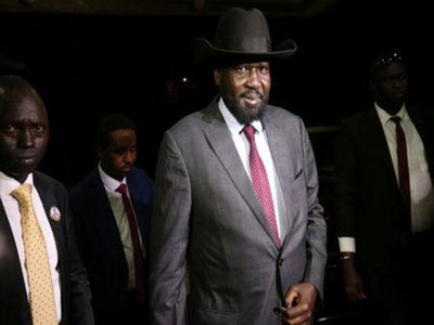 رئيس جنوب السودان يجتمع مع زعيم المتمردين لإجراء محادثات سلام