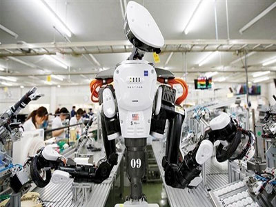 20 مليون وظيفة صناعية للروبوتات بحلول 2030