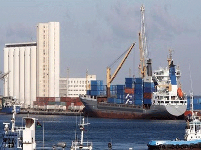 مدير عام ميناء طرابلس البحري لايسمح بخروج البضائع من الميناء الا بعد اجراء التحاليل اللازمة 