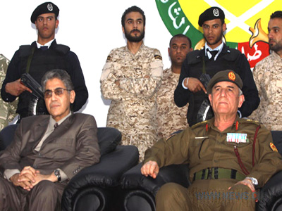 وزير الداخلية ورئيس الأركان العامة للجيش الليبي  