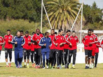 فريق الاتحاد الأول لكرة القدم يستأنف تدريباته بتونس