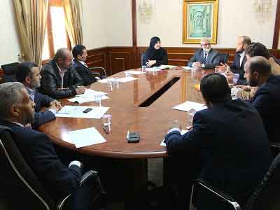 رئاسة اللجنة السياسية بالمؤتمر الوطني العام تلتقى عدد من وكلاء الوزارات 
