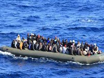 إنقاذ أكثر من ألف مهاجرغير شرعي قبالة السواحل الليبية