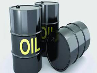 النفط يرتفع مع تعطل إمدادات في ليبيا واحتمالات تمديد اتفاق أوبك