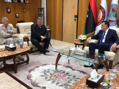 رئيس المجلس الرئاسي يجتمع مع قائد افريكوم وسفير أمريكا لدى ليبيا  