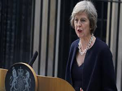 رئيسة الوزراء البريطانية تعرض الاستقالة مقابل الموافقة على خطة الخروج من الاتحاد الاوروبي 