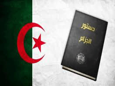 الجزائر: عرض مسودة دستور جديد للنقاش