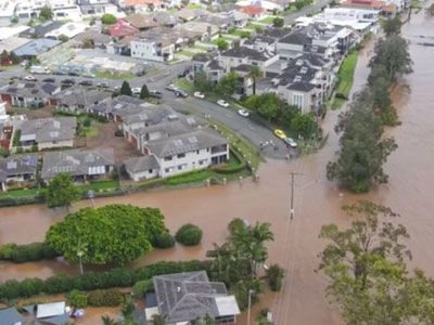 20 ألف شخص لا يزالون محاصرين بسبب الفيضانات في شرقي أستراليا 