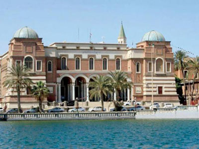 مصرف ليبيا المركزي يطالب المصارف التجارية بتفعيل كافة الخدمات والمنتجات الخاصة بشراء النقد الأجنبي  