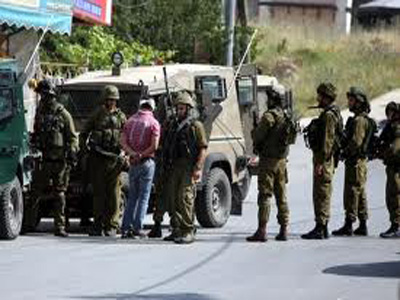قوات الاحتلال الإسرائيلي تعتقل سبعة فلسطينيين 