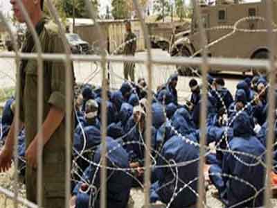 الأسرى الفلسطينيون يواصلون الاضراب المفتوح في السجون الإسرائيلية 