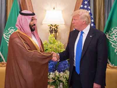 الرئيس الامريكي وولي ولي العهد السعودي يستعرضان التعاون الاقتصادي والمستجدات بالمنطقة 
