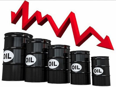 تراجع أسعار النفط بفعل زيادة المخزونات الأمريكية 