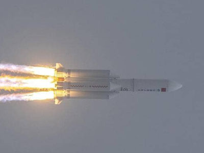 الأقمار الاصطناعية تواصل رصدها على مدار الساعة للصاروخ الصيني العملاق لونغ مارش 5 بي الخارج عن السيطرة، والذي أطلق إلى الفضاء الأسبوع الماض