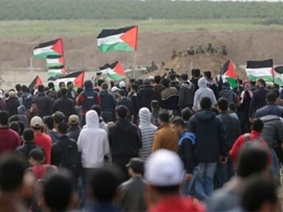 لأول مرة المتظاهرون في الأردن ينجحون في اجتياز السياج الفاصل مع فلسطين المحتلة  