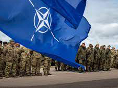 الناتو يعتزم إجراء مناورات عسكرية شرقي أوروبا  