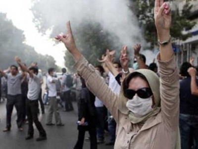 تواصل الاحتجاجات في ايران ضد ارتفاع أسعار المواد الغذائية
