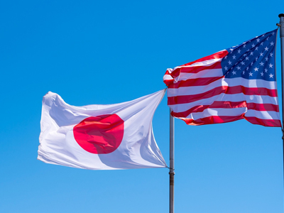 مناوروات عسكرية أمريكية يابانية مشتركة فوق بحر اليابان 
